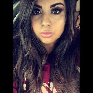 Meet your Posher, Dulce